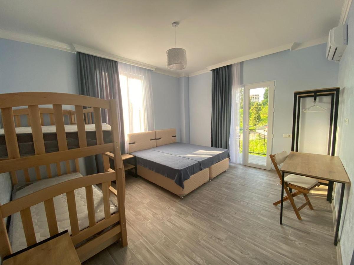 Kemo House Ξενοδοχείο Μπατούμι Εξωτερικό φωτογραφία