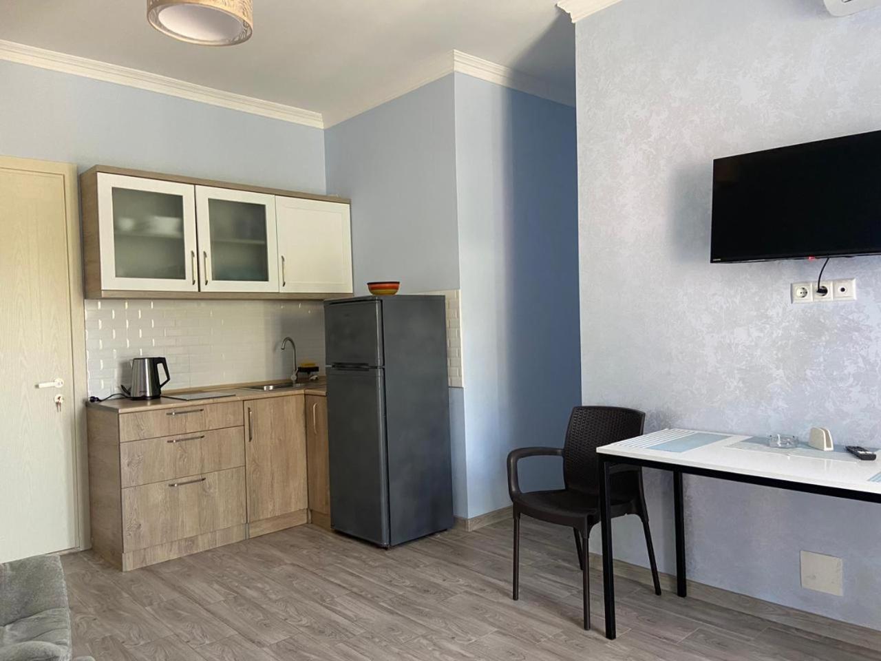 Kemo House Ξενοδοχείο Μπατούμι Εξωτερικό φωτογραφία
