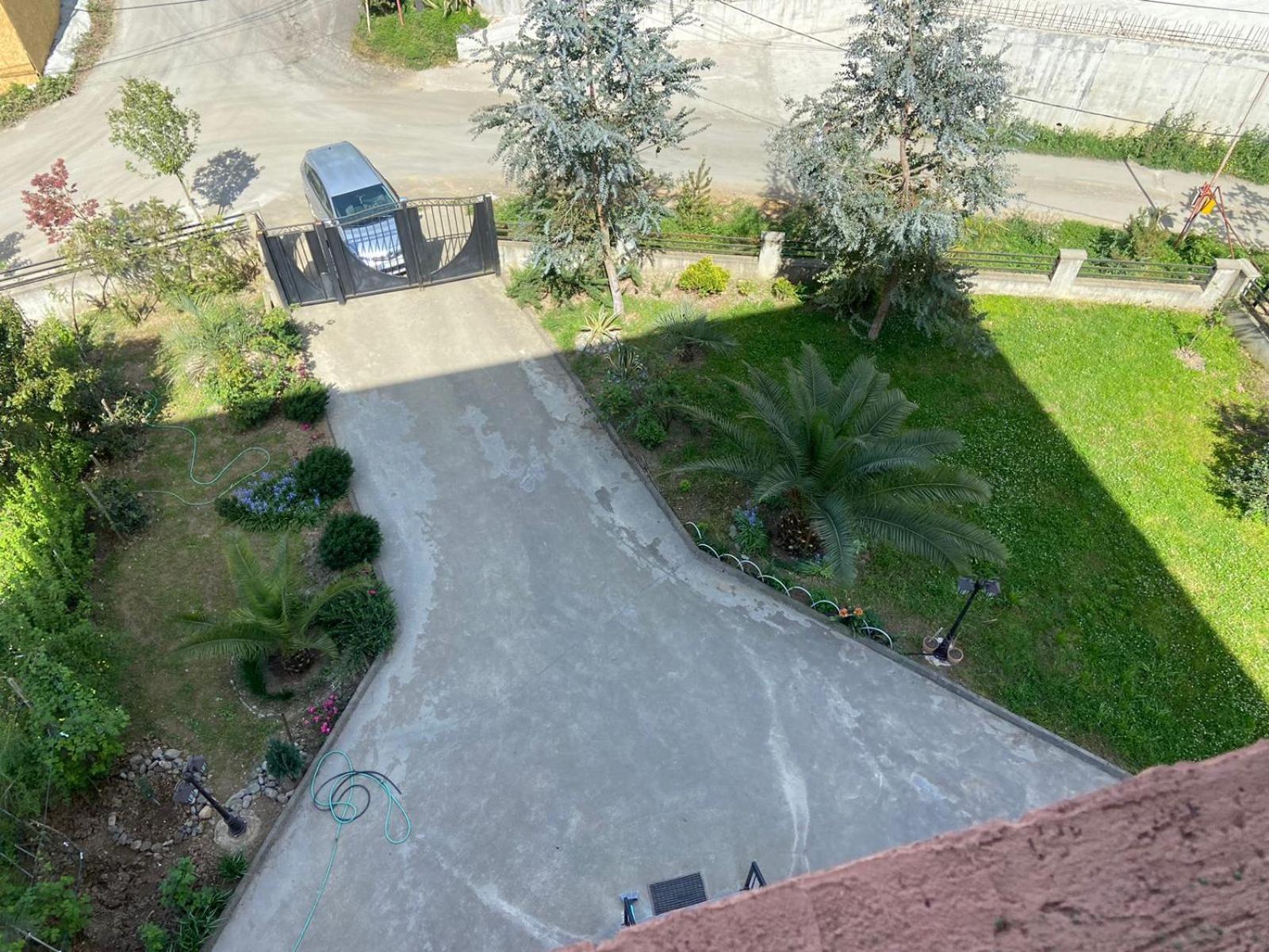 Kemo House Ξενοδοχείο Μπατούμι Εξωτερικό φωτογραφία
